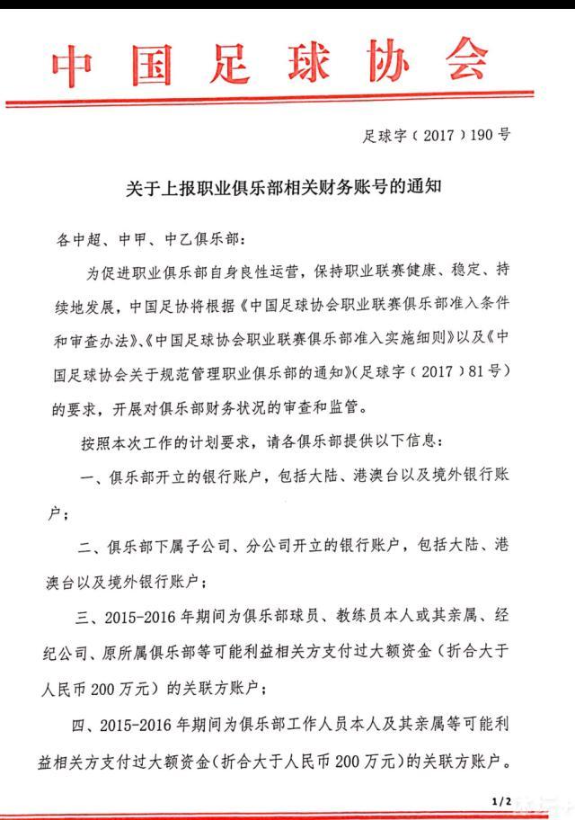 而蜘蛛侠鄙人水道里撒满了蜘蛛丝，看着小蜥蜴们前来，诱惑着可骇蜥蜴BOSS杀出，那种不寒而栗的氛围，也超给力。